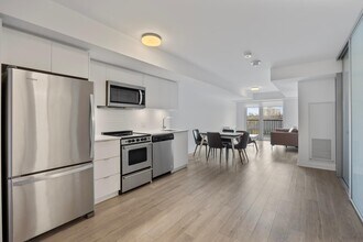 Building Photo - 480 Wilson Ave