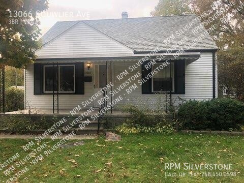 Primary Photo - Beautiful 3 Bedroom with 2-Car Garage