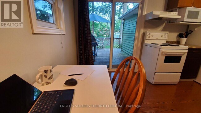 Photo du bâtiment - 55 47th St N