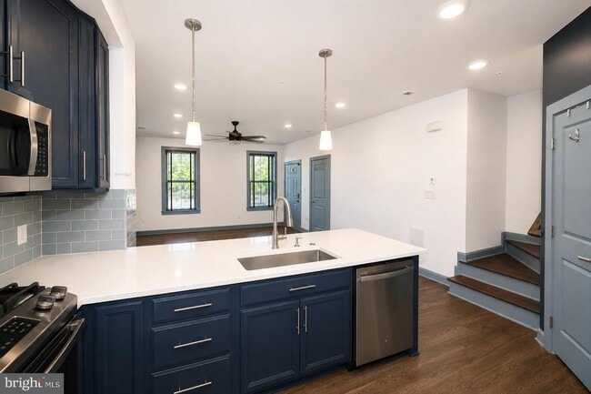 Building Photo - 12916 Sunrise Ridge Aly