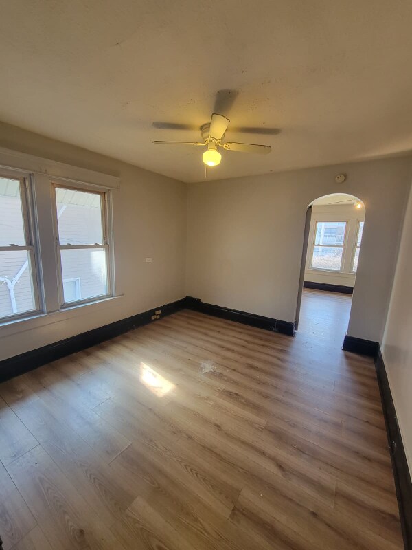 Foto del edificio - 55 Cotter Ave