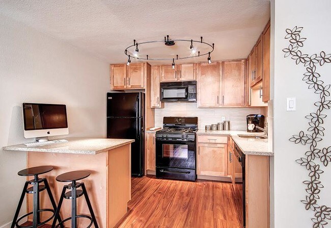 Building Photo - 1 bedroom in Denver CO 80222