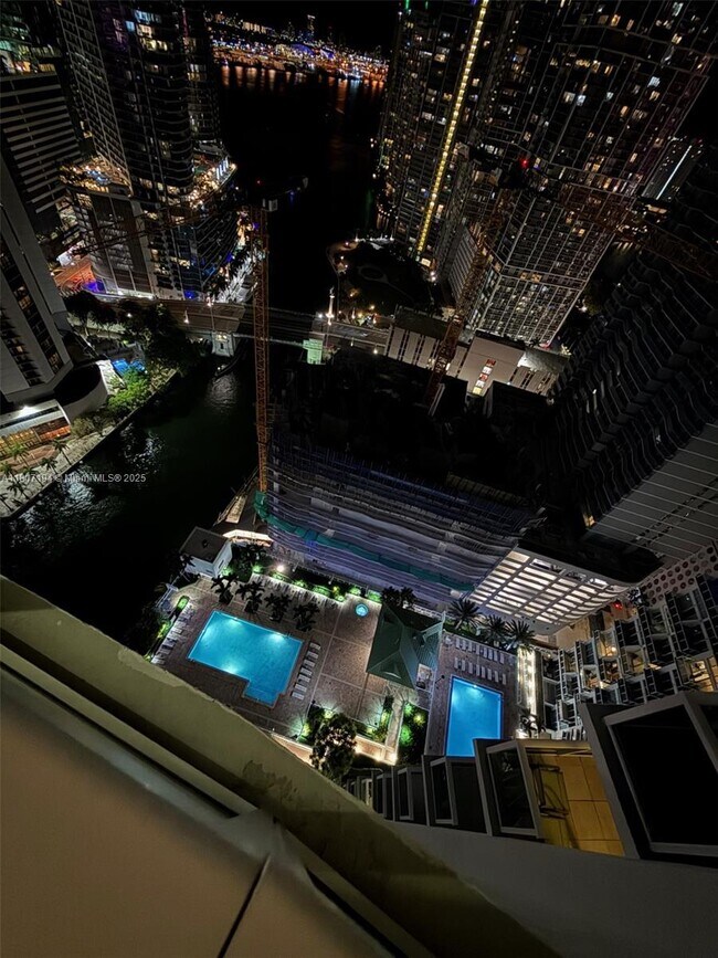 Foto del edificio - 31 SE 5th St