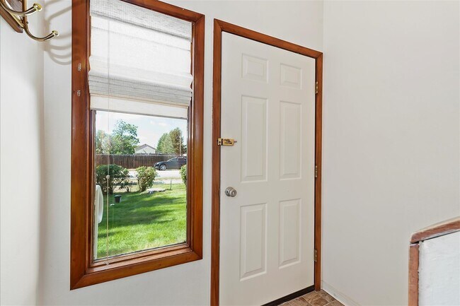 Foto del edificio - 6190 N Shandee Dr