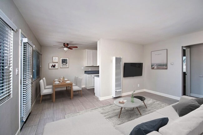 Building Photo - Talmadge 1 bedroom beauty!!  4459 1/2 52nd Street, San Diego CA 92115