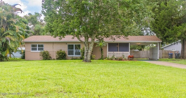 Building Photo - 3205 Kirby Dr