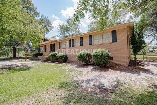 Foto del edificio - 1477 Pine St