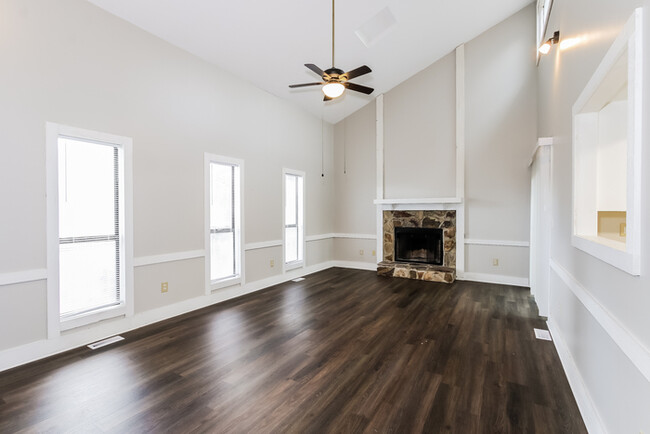 Building Photo - Charming 3 Bedroom in Hephzibah, GA!