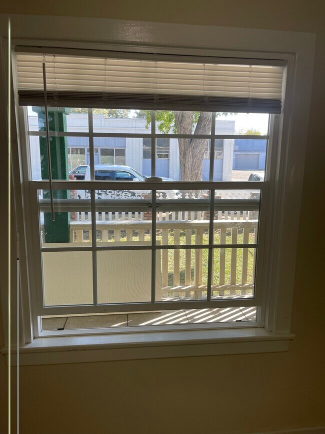 Foto del edificio - 35 E 8th St