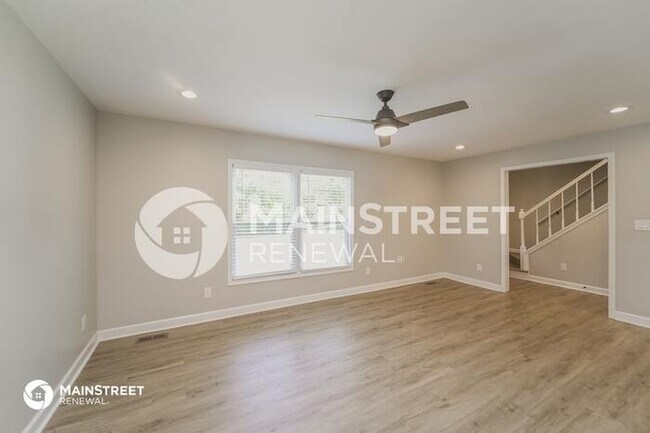 Building Photo - 6319 THERMAL RD, CHARLOTTE, NC 28211