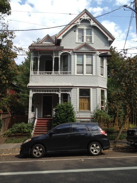 Building Photo - 526 NW 18th Ave.