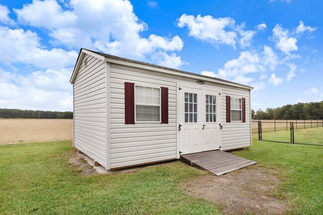 Foto del edificio - STUNNING & SPACIOUS 4 BR | 2.5 BA 2-Story *Pikeville School District*