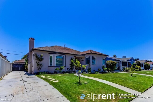 Building Photo - 3 br, 1.5 bath House - 2720 West 83rd Stre...
