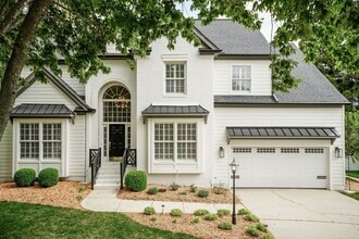 Building Photo - 2405 Coxindale Dr