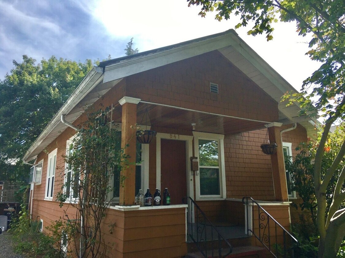 Foto principal - Lovely Craftsman with Large Backyard