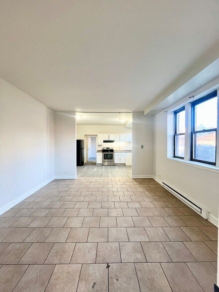 Foto del edificio - 2700 S Hamlin Ave