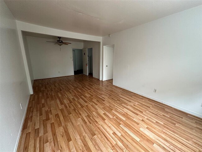 Foto del edificio - 5611 Jackson St