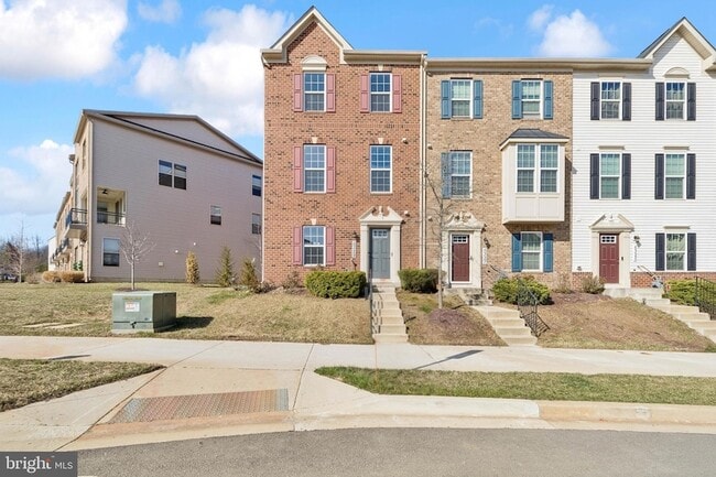 Photo - 5329 Woodyard Rd Townhome
