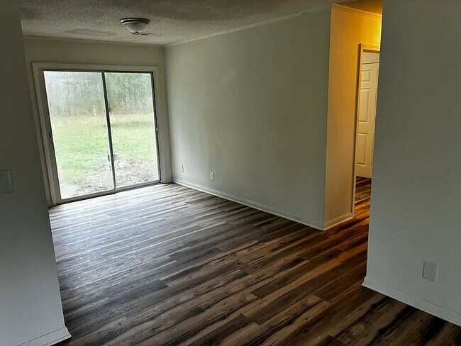 Foto del edificio - 940 Old Hwy 70