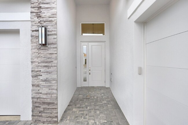 Foto del edificio - 30000 Neroli St