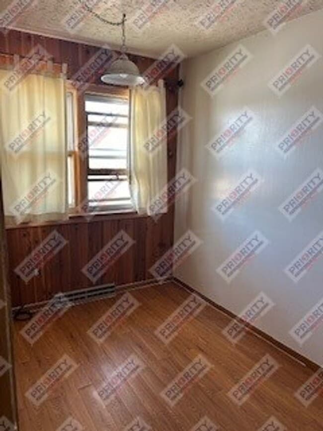 Building Photo - COZY House For Rent In Moorcroft