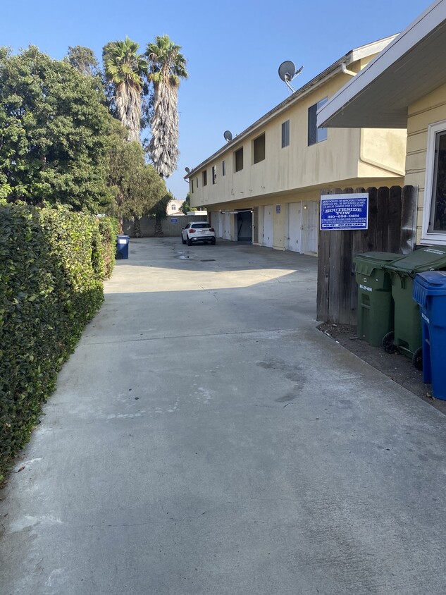 Primary Photo - 14716 Eastwood Ave
