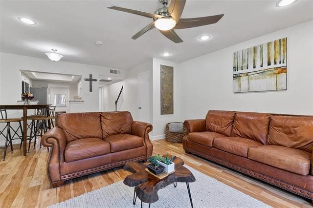 Foto del edificio - 4531 N O'Connor Blvd