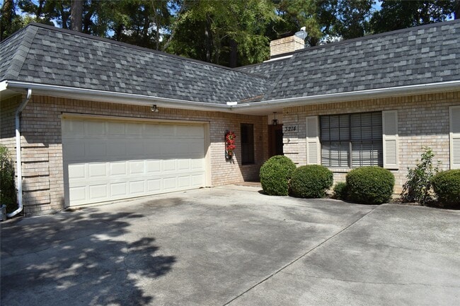 Building Photo - 3214 Wedgewood Cir