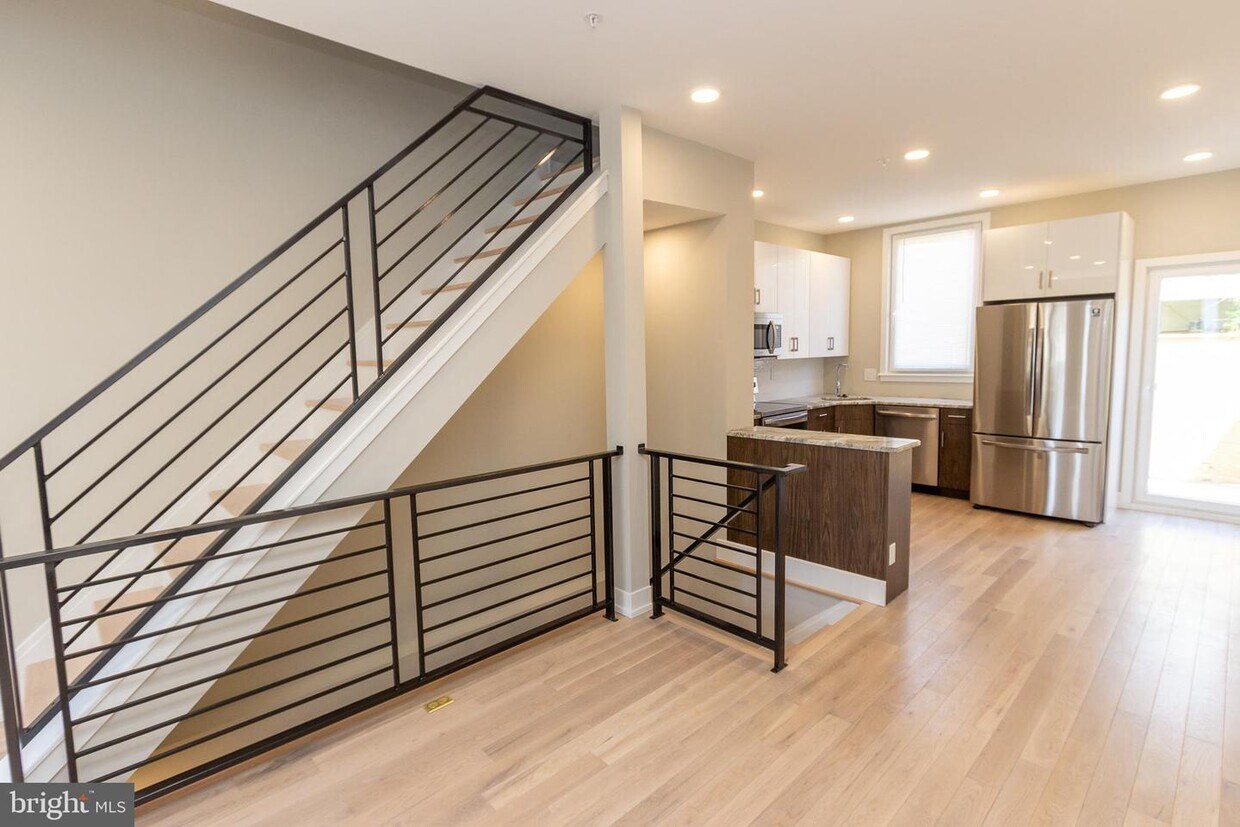 Foto principal - 2109 E Auburn St