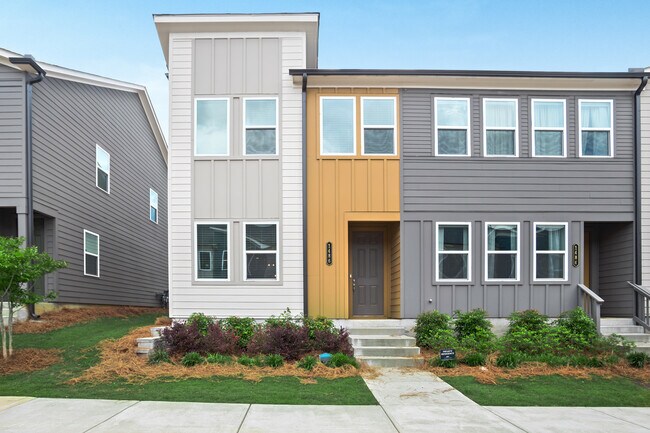 Foto del edificio - 1486 Pinedale Cres NW