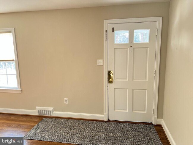 Foto del edificio - 5207 27th St N