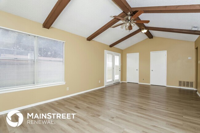 Building Photo - 12427 Constitution Dr