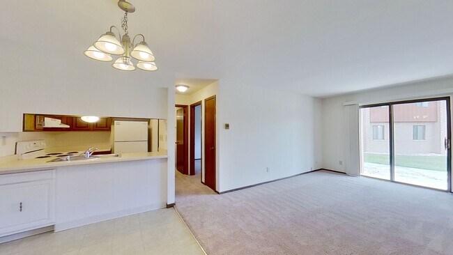 Foto del edificio - N76-W14525 Market Dr