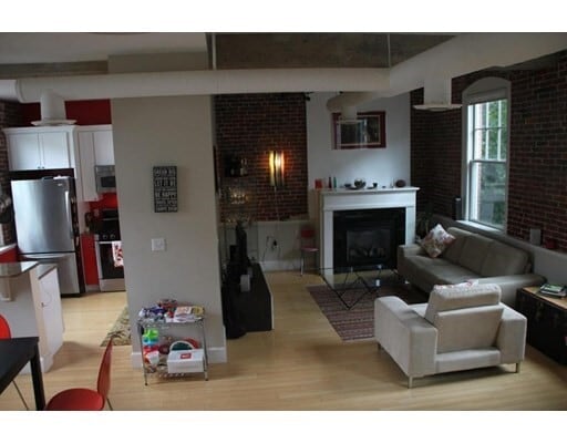 Foto del edificio - 48 Inman St