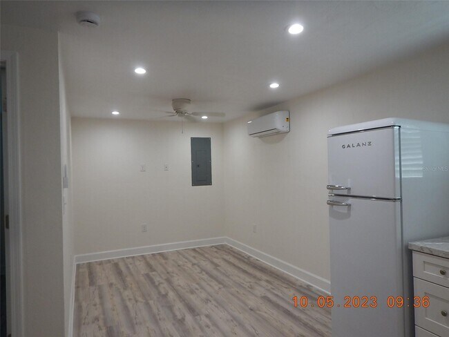 Foto del edificio - 520 NW 27th Ave