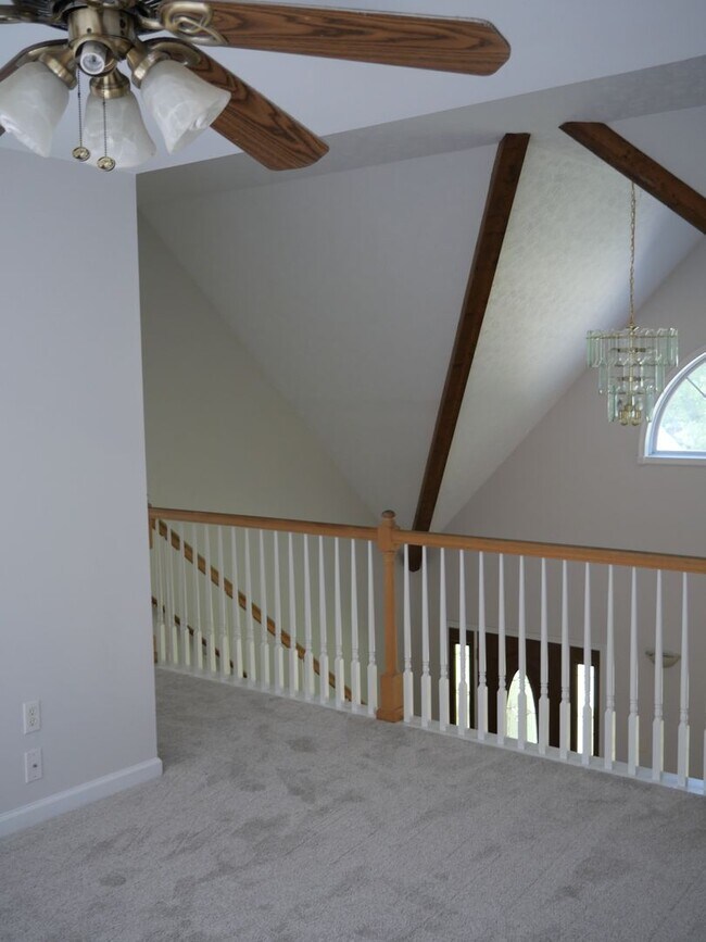 Foto del edificio - Smithfiled 3 bedroom home with 2 baths