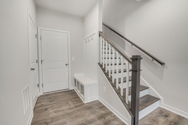 Foto del edificio - 503 Cherryview Dr