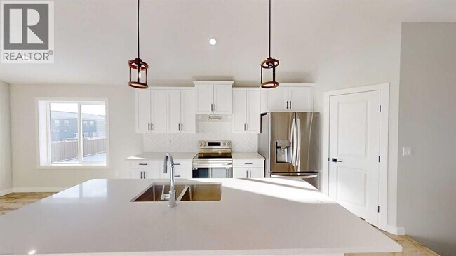 Photo du bâtiment - 9513-9114 114 Ave