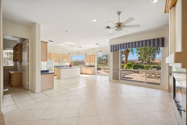 Foto del edificio - 78586 Kensington Ave