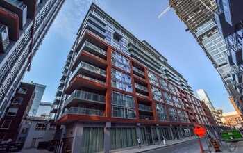 Building Photo - 21-221 Nelson St