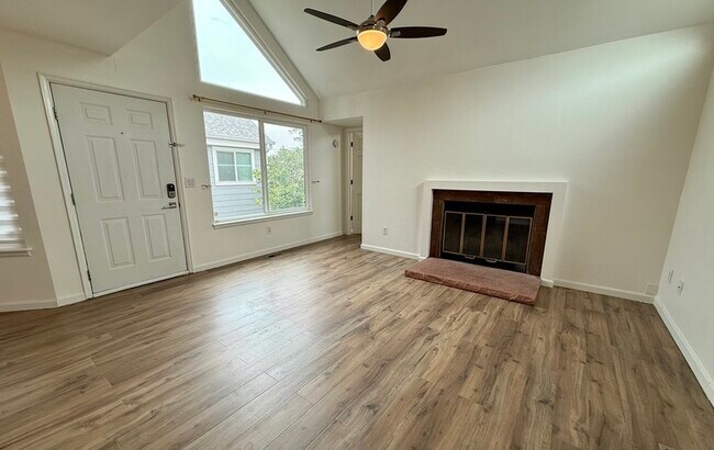 Building Photo - 12414 E Tennessee Cir