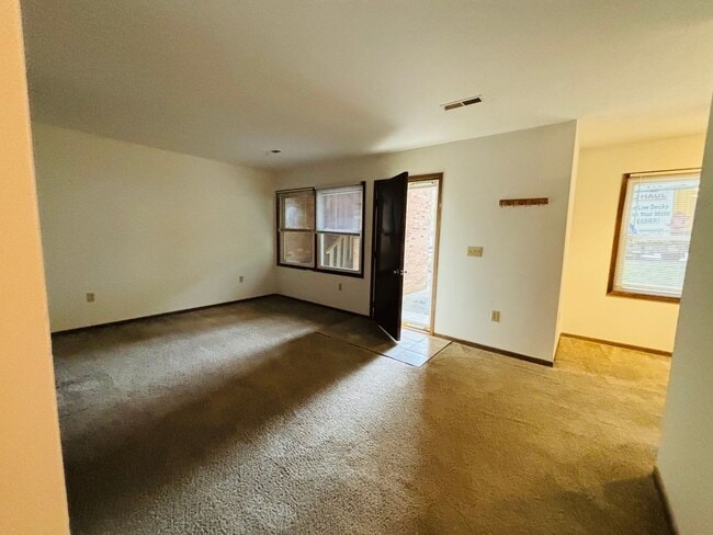 Foto del edificio - 2 Bedroom 1 Bath Condo