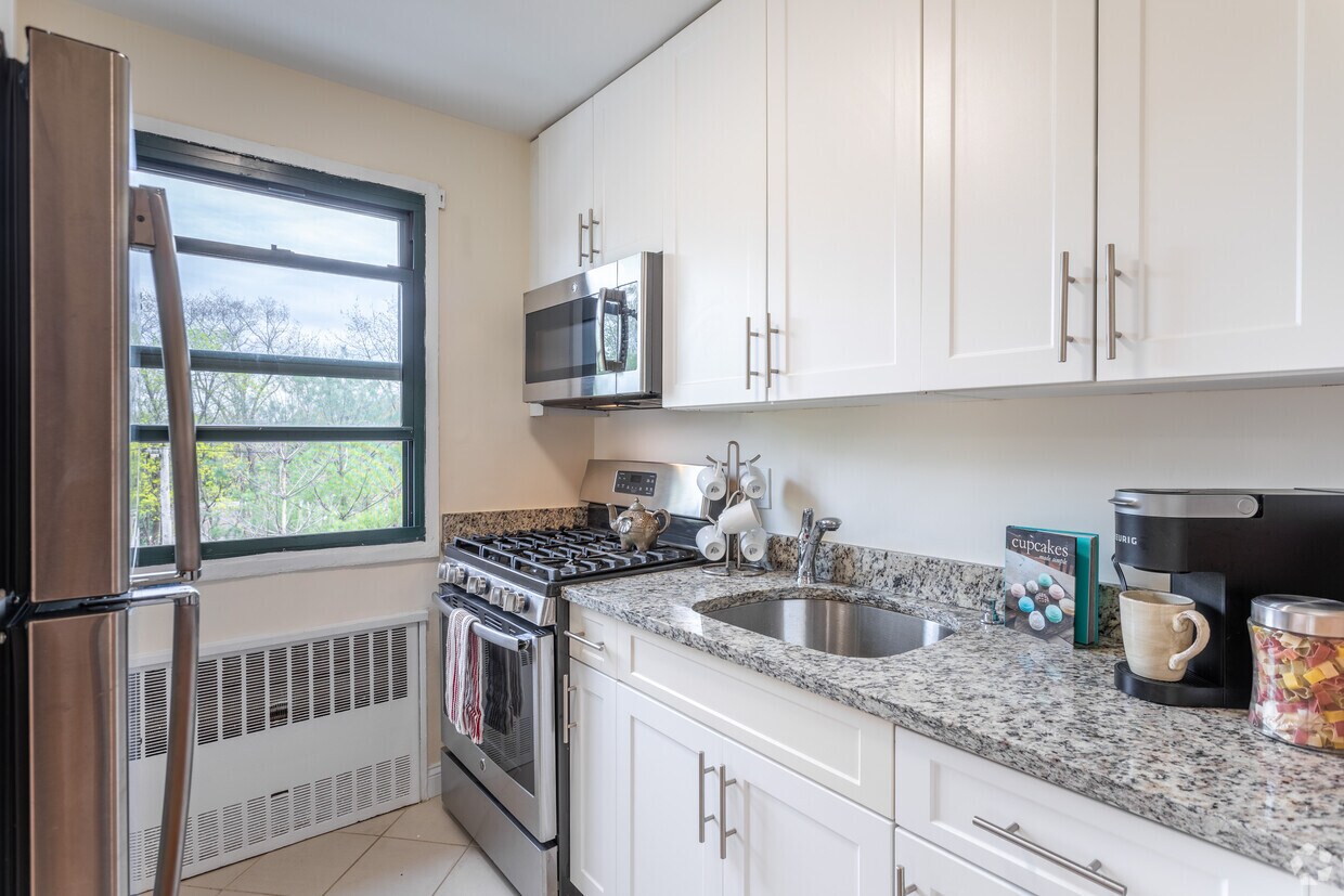 The Summit at Dobbs Ferry Apartments in Dobbs Ferry, NY