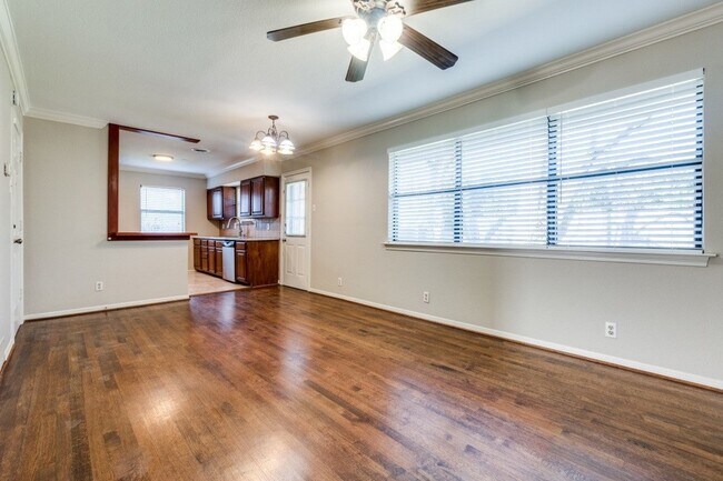 Foto del edificio - 7235 Syracuse Dr