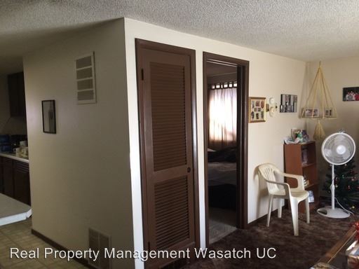 Building Photo - 124 E 400 N