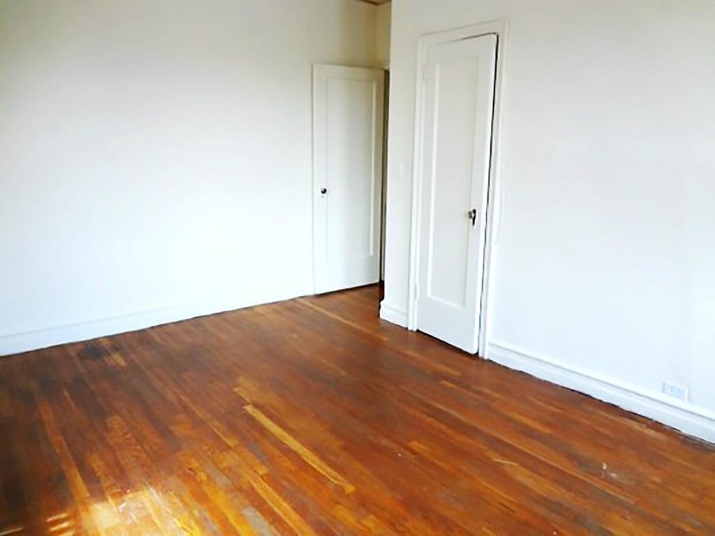 Primary Photo - 43 W 49th St