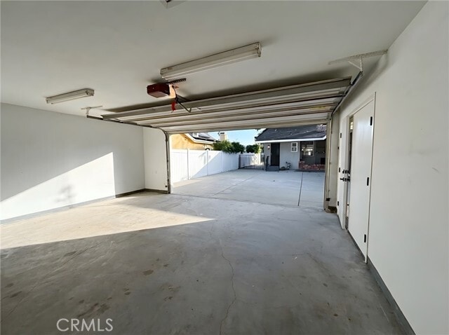 Building Photo - 11559 Blix St