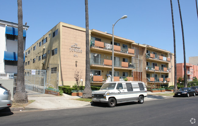 Building Photo - Silver Towers Apartments