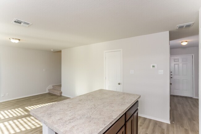 Building Photo - Imperial Heights - 939 Imperial Heights Dr...