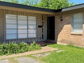 Building Photo - 5218 Willowbend Blvd